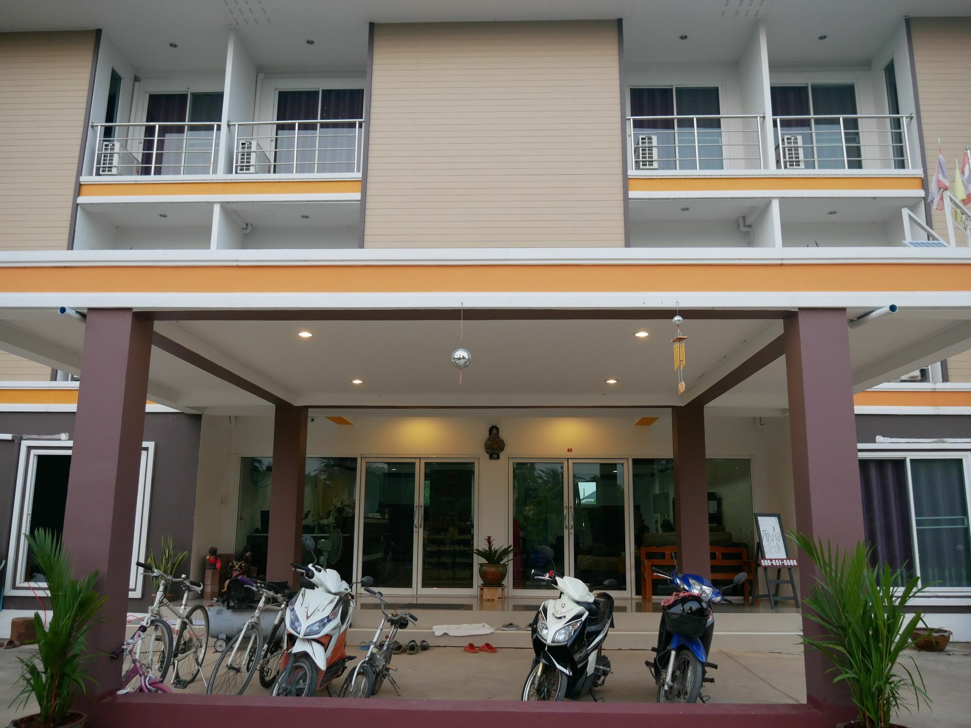 פיטסנולוק Jumpa Resort Hotel מראה חיצוני תמונה